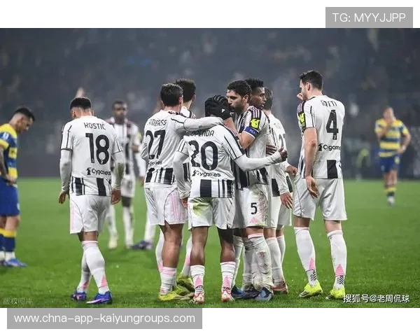 尤文图斯布雷默头球完成梅开二度,4比1大胜帕尔马夺欧冠席位 尤文图斯布雷默头球完成梅开二度,4比1大胜帕尔马夺欧冠席位