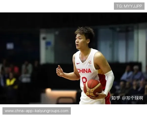 中国男篮力克伊朗 提前出线，中国男篮52_70伊朗